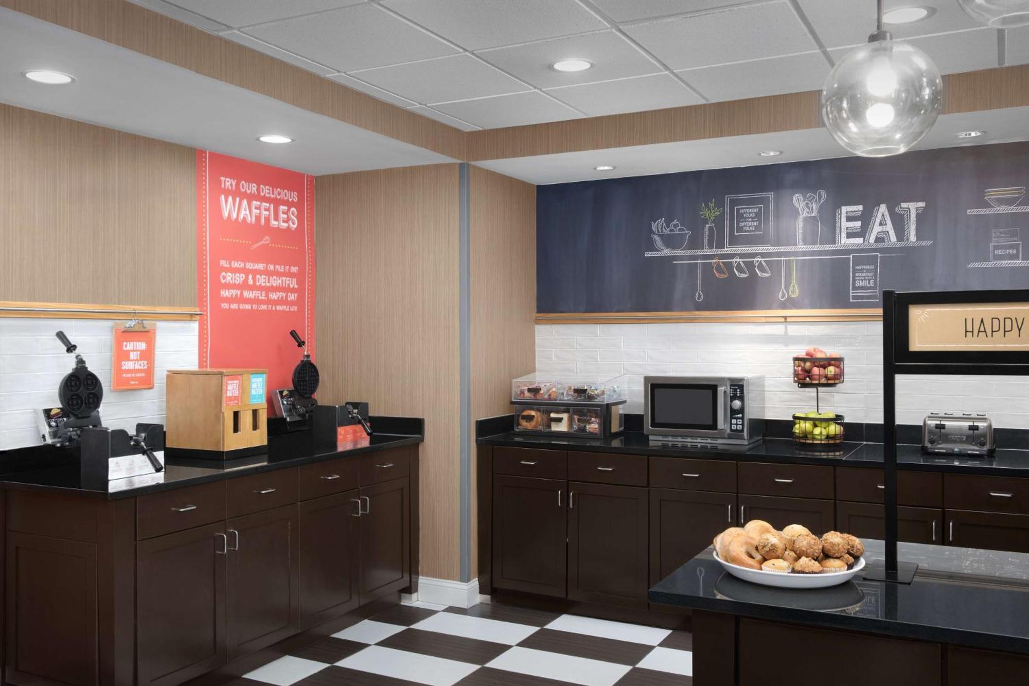 Hampton Inn Стейтсбъро Екстериор снимка