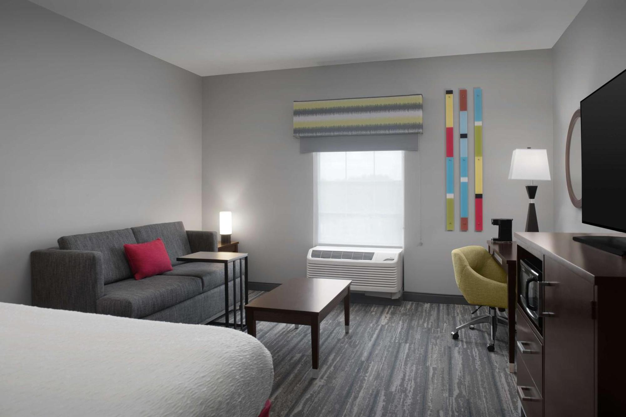 Hampton Inn Стейтсбъро Екстериор снимка