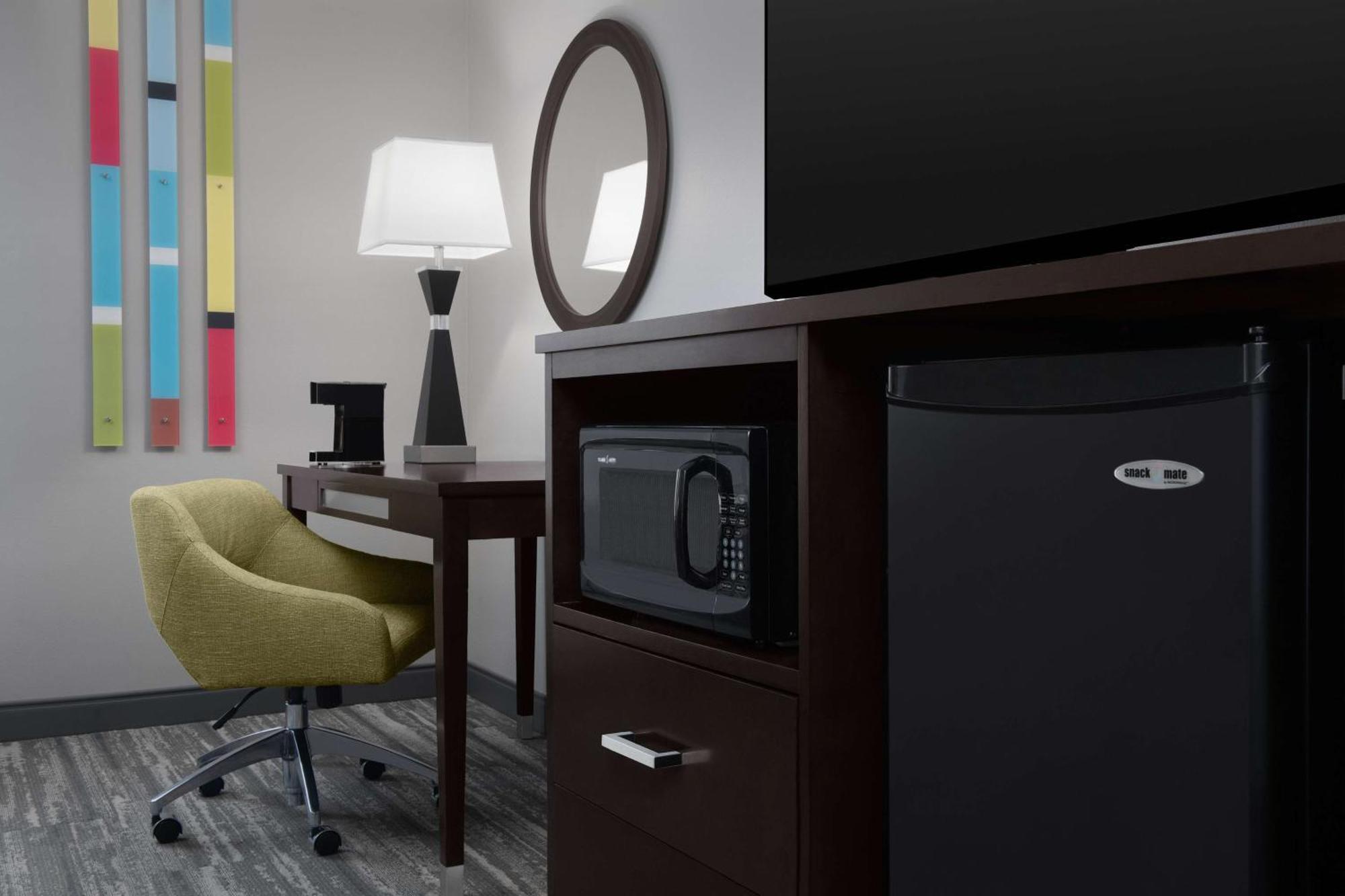 Hampton Inn Стейтсбъро Екстериор снимка